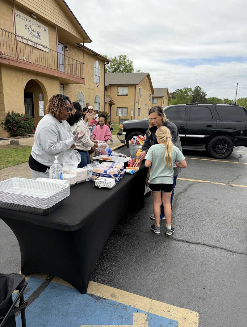 Chill & Grill Riverside Enjoying the Day!