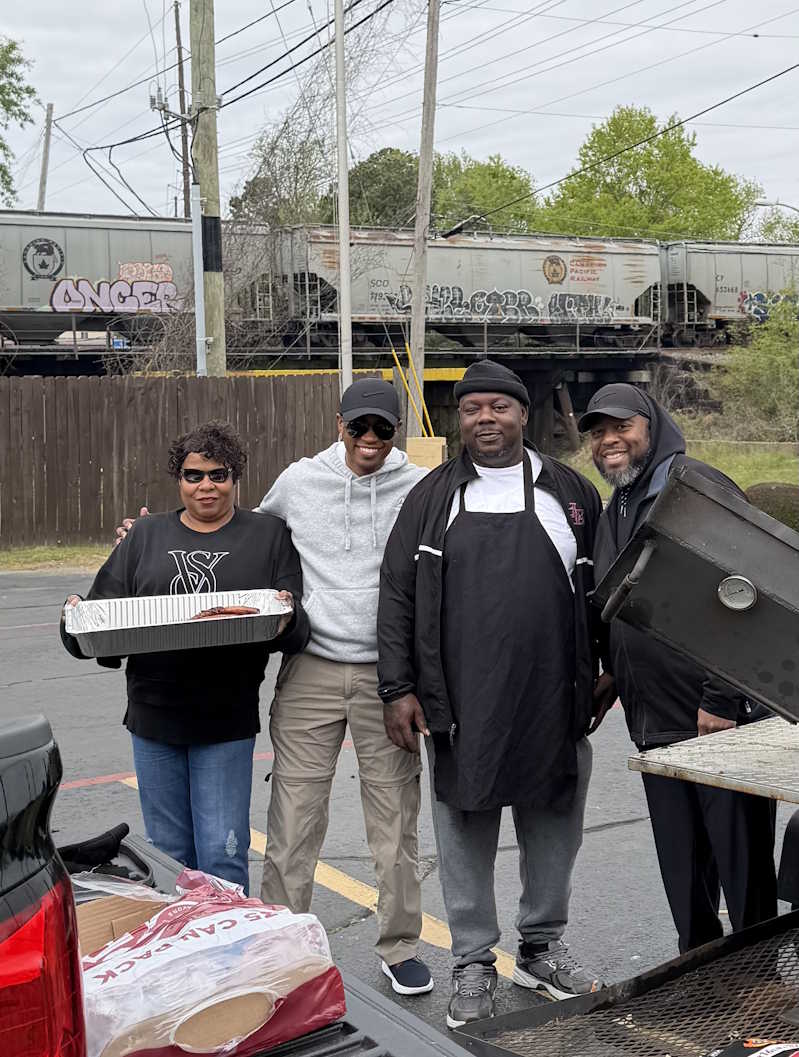 Chill & Grill Riverside Enjoying the Day!